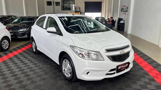 CHEVROLET ONIX 1.0 MPFI LT 8V FLEX 4P MANUAL
